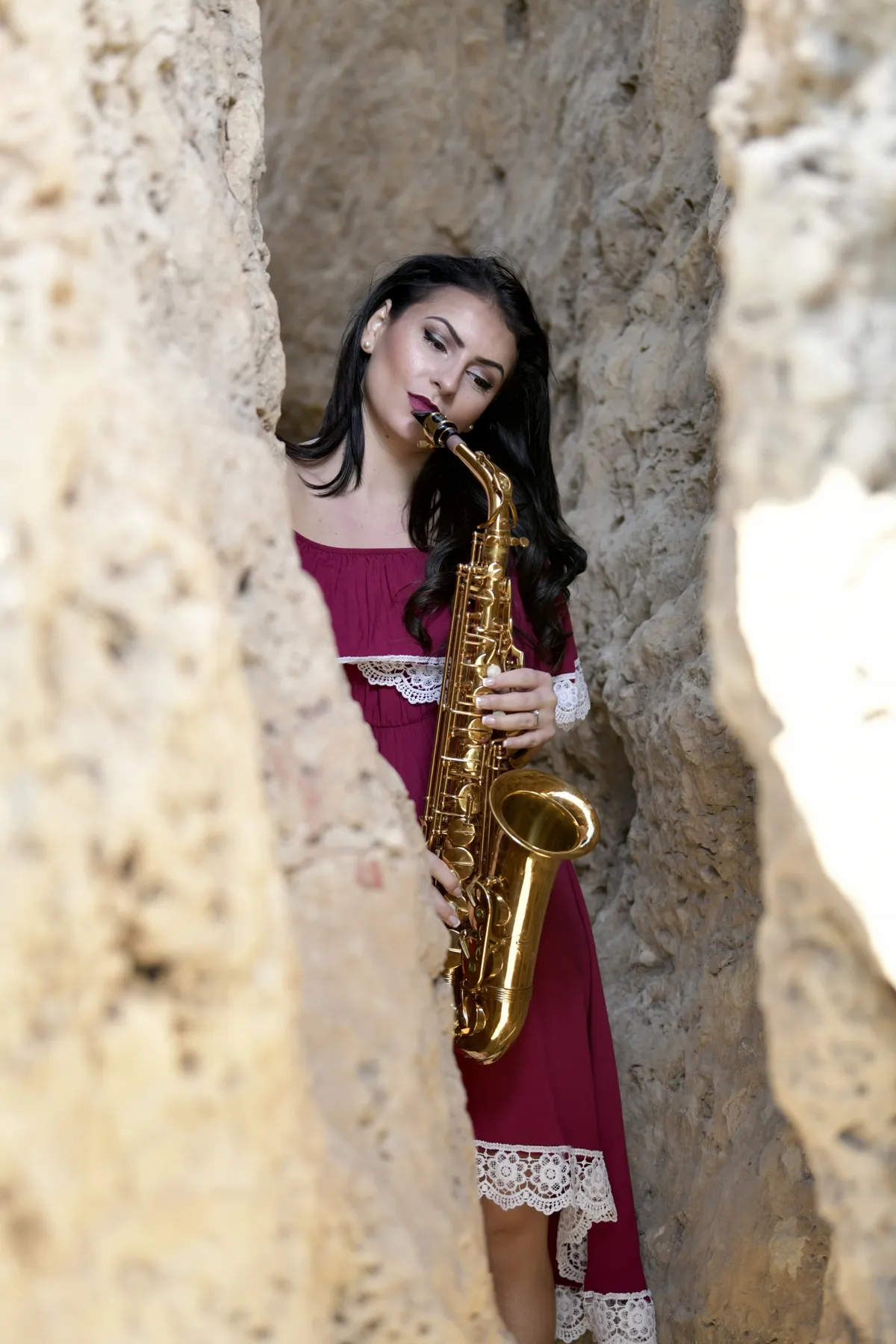 Снимка на жена със саксофон KristinSAX