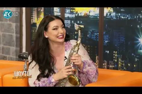 KristinSax в @ШоутонаМавриков по @eurocomtv
